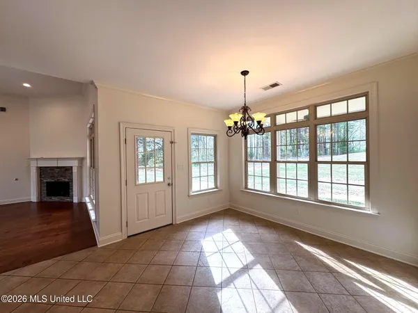 $469,000 | 4425 Chamberlin Oaks Drive, Hernando, MS 38632