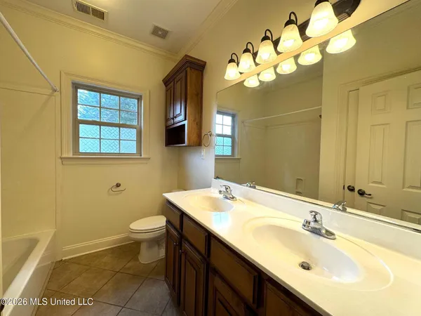 $469,000 | 4425 Chamberlin Oaks Drive, Hernando, MS 38632