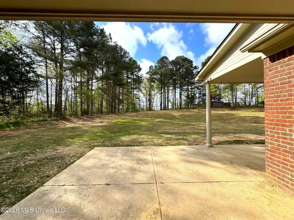 $469,000 | 4425 Chamberlin Oaks Drive, Hernando, MS 38632