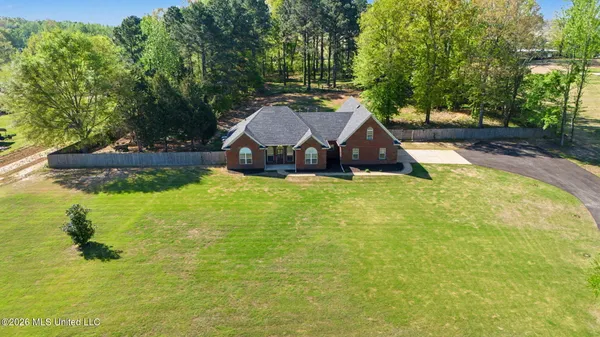 $469,000 | 4425 Chamberlin Oaks Drive, Hernando, MS 38632