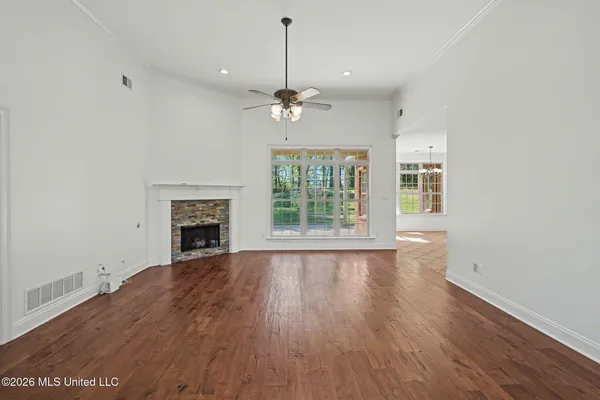 $469,000 | 4425 Chamberlin Oaks Drive, Hernando, MS 38632