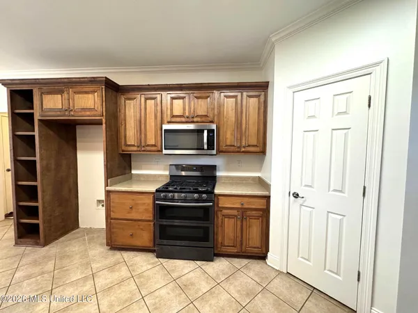 $469,000 | 4425 Chamberlin Oaks Drive, Hernando, MS 38632