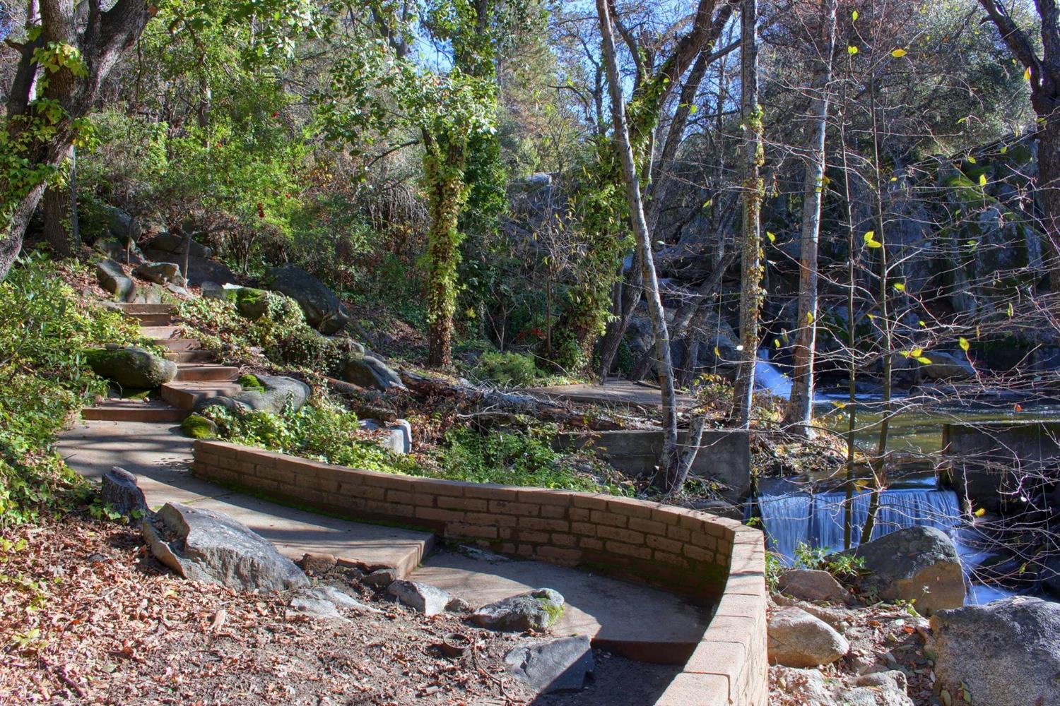 50348 Hidden Falls Road Oakhurst, CA 93644 - Photo 12 of 37 Gallery Image 12