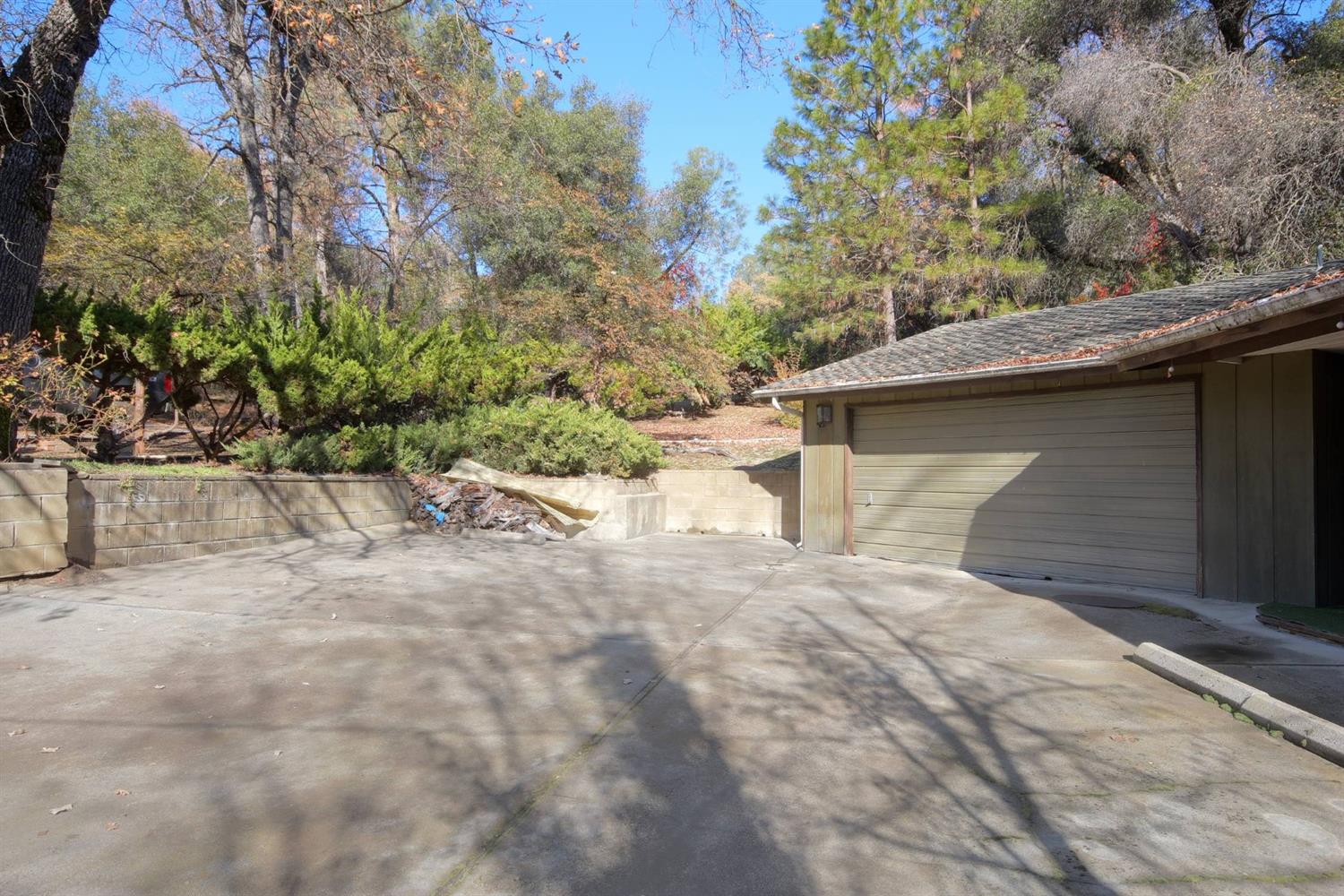 50348 Hidden Falls Road Oakhurst, CA 93644 - Photo 20 of 37 Gallery Image 20