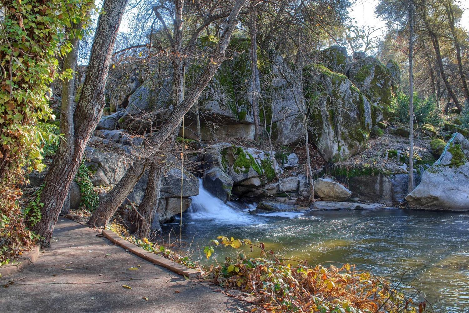50348 Hidden Falls Road Oakhurst, CA 93644 - Photo 10 of 37 Gallery Image 10