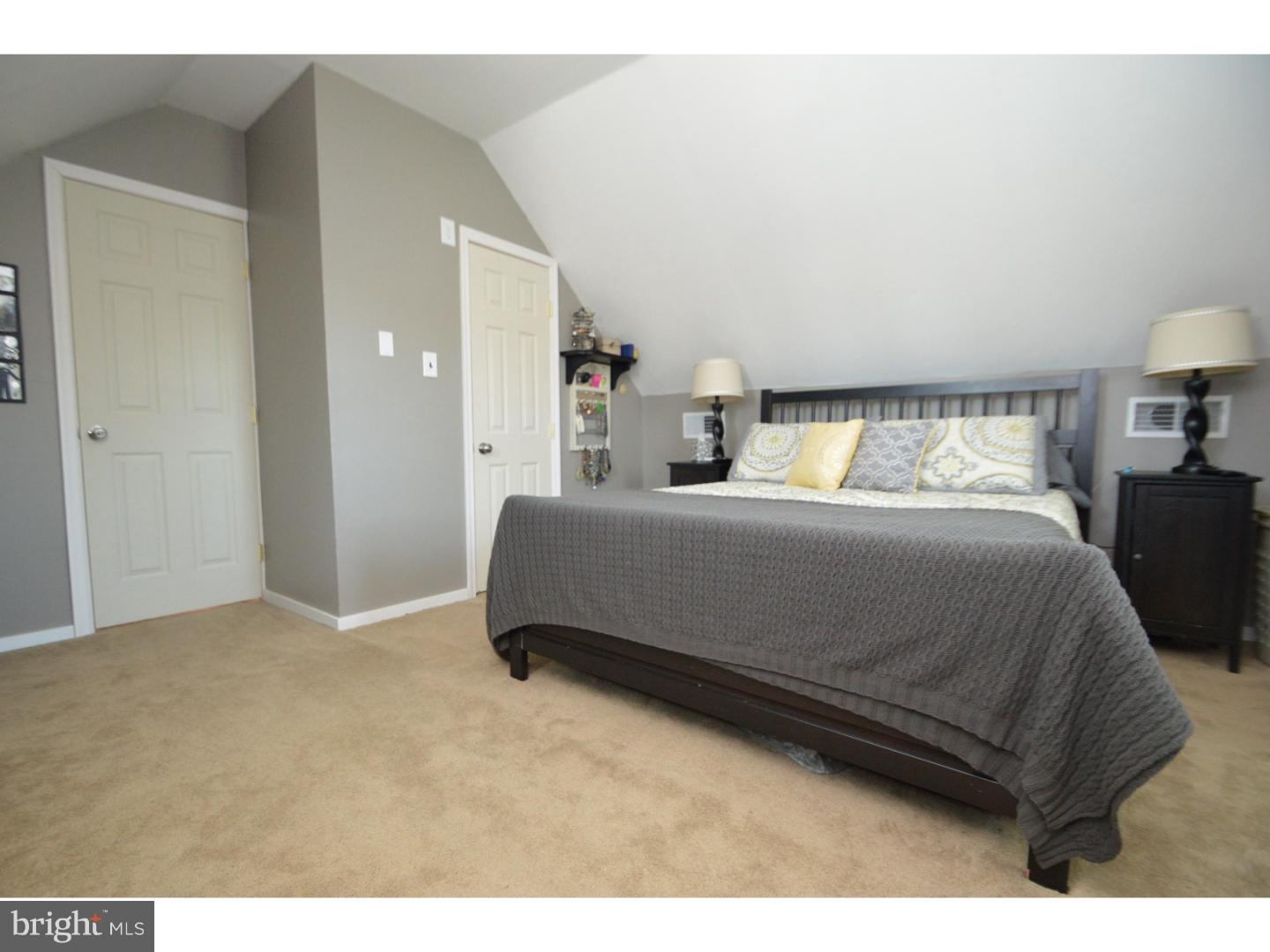 802 Poplar Road Hellertown, PA 18055 - Photo 11 of 25 Gallery Image 11