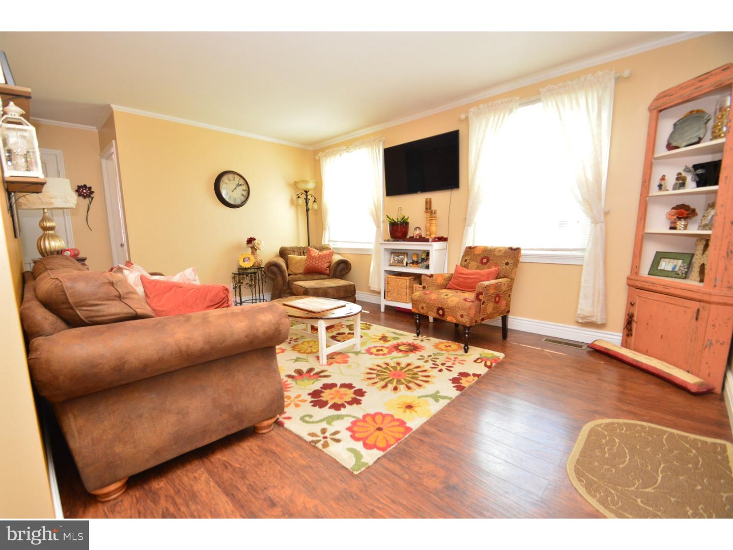 802 Poplar Road Hellertown, PA 18055 - Photo 3 of 25 Gallery Image 3