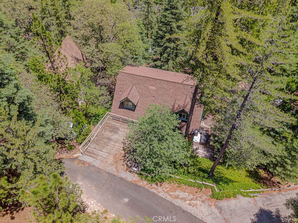 318 Old Toll Road Lake Arrowhead, CA 92352 - Photo 44 of 44 an aerial view of a house with a yard