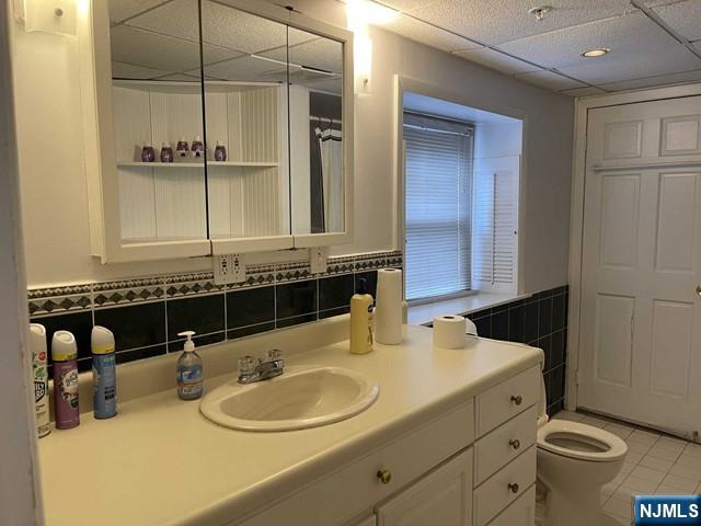 157 Windsor Road Paramus, NJ 07652 - Photo 30 of 33