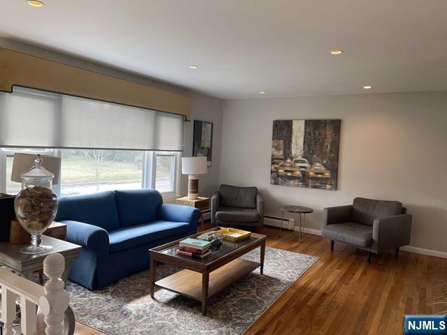 157 Windsor Road Paramus, NJ 07652 - Photo 4 of 33