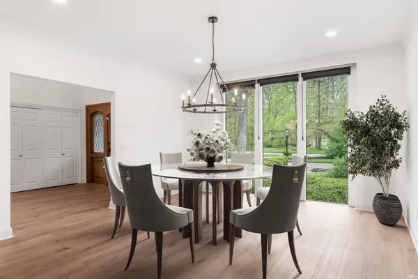 $789,900 | 713 Rollingwood Lane, Fort Wayne, IN 46845