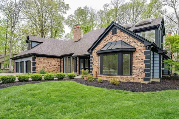 $789,900 | 713 Rollingwood Lane, Fort Wayne, IN 46845