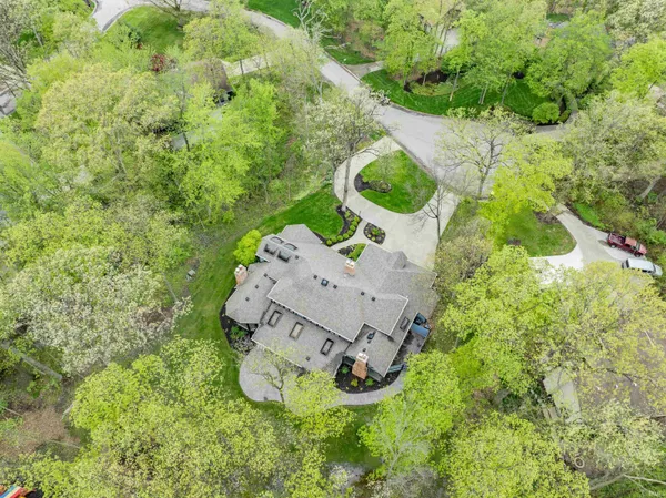 $789,900 | 713 Rollingwood Lane, Fort Wayne, IN 46845