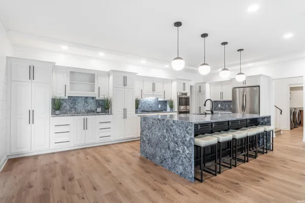 $789,900 | 713 Rollingwood Lane, Fort Wayne, IN 46845