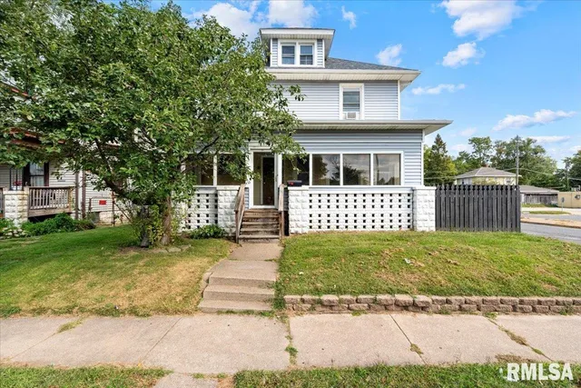 $150,000 | 1035 17th Avenue, Rock Island, IL 61201