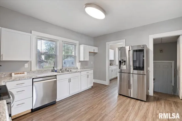 $150,000 | 1035 17th Avenue, Rock Island, IL 61201