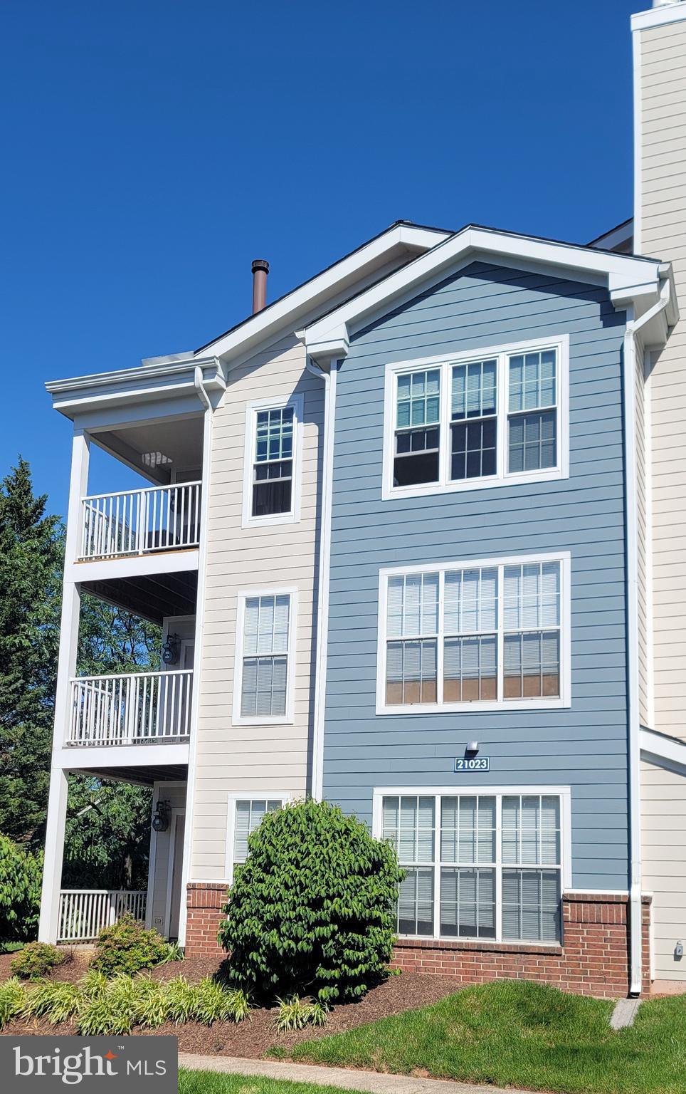 21023 Timber Ridge Terrace, Unit 301 Ashburn, VA 20147 - Photo 1 of 24 Gallery Image 1