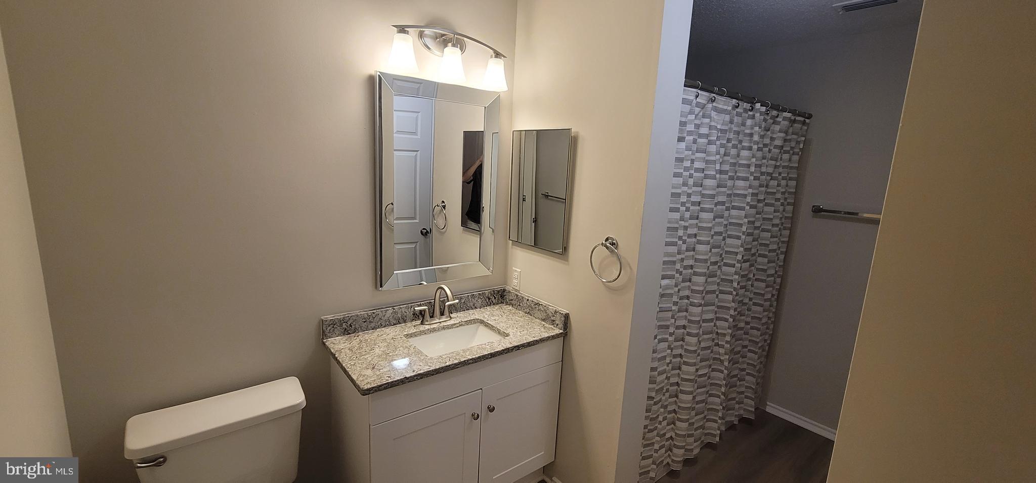 21023 Timber Ridge Terrace, Unit 301 Ashburn, VA 20147 - Photo 21 of 24 Gallery Image 21