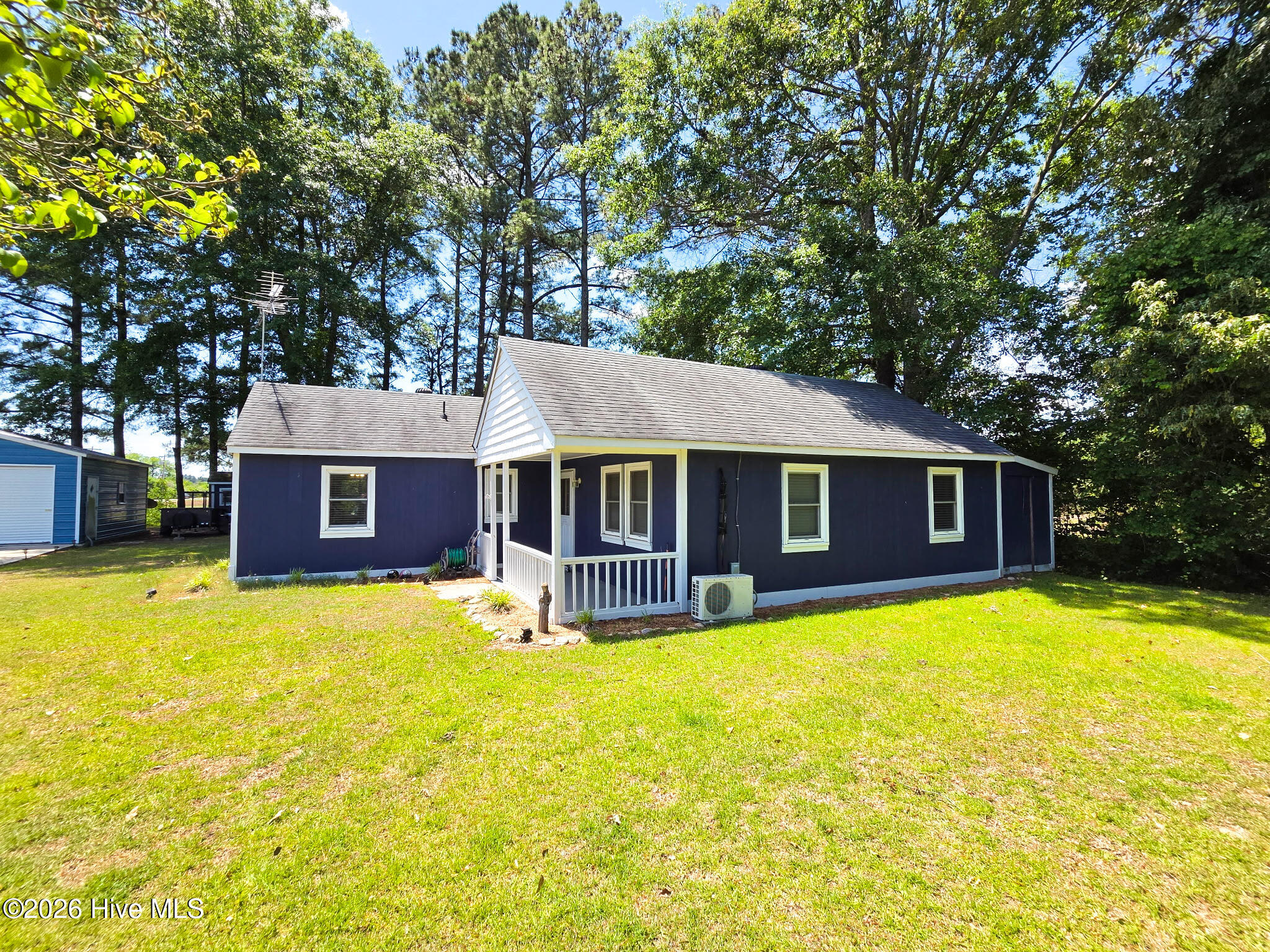 809 Sandy Ridge Road Tyner, NC 27980 - Photo 18 of 36 Guest House