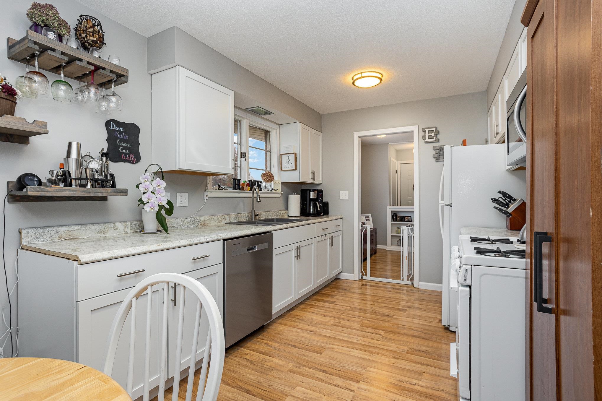 1908 South Sherman Street Bay City, MI 48708 - Photo 9 of 21 Gallery Image 9