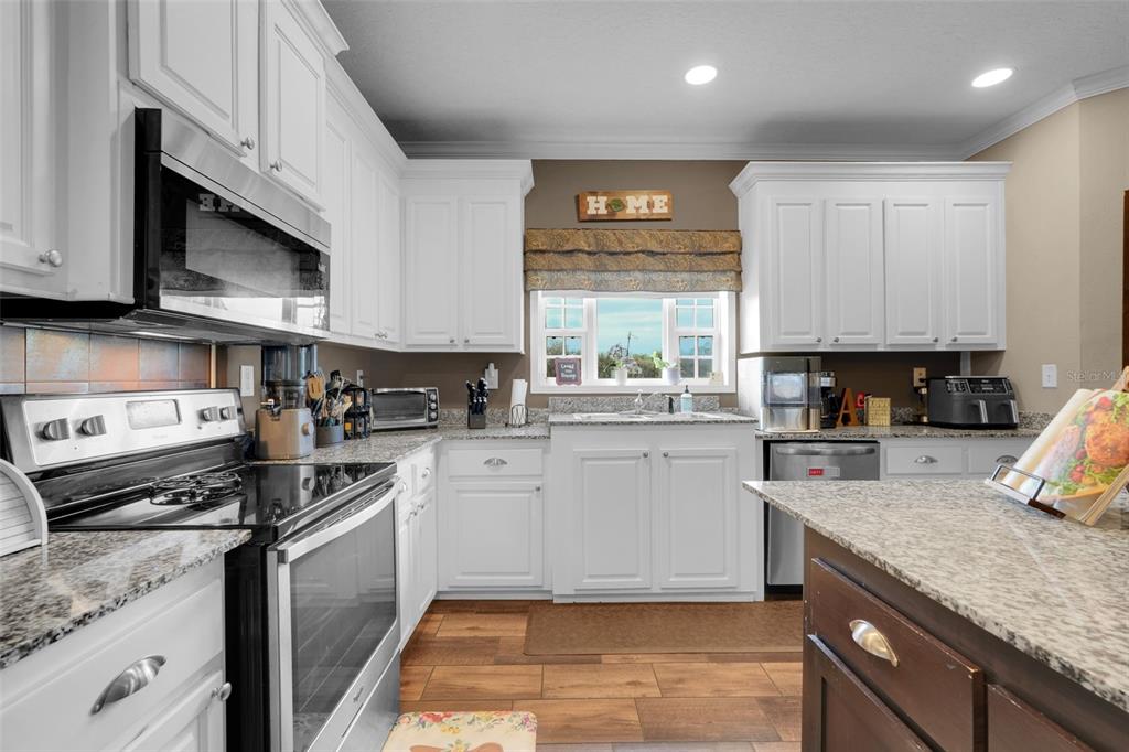 15339 Lee Road Groveland, FL 34736 - Photo 17 of 30