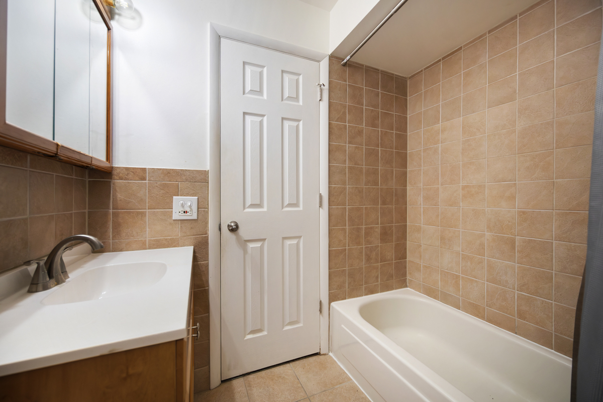 2214 South Goebbert Road, Unit 178 Arlington Heights, IL 60005 - Photo 19 of 25