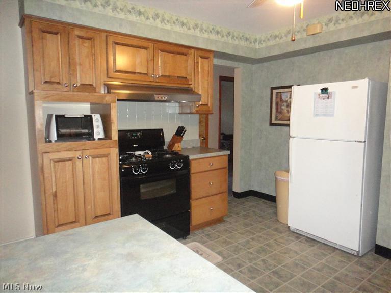 34395 Bainbridge Road Solon, OH 44139 - Photo 3 of 8 Gallery Image 3