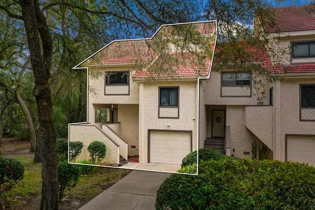 $350,000 | 86 Marina Cove Drive, Niceville, FL 32578