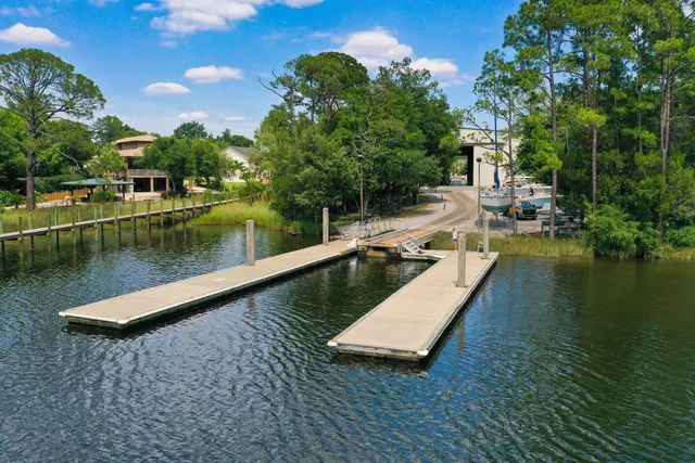 $350,000 | 86 Marina Cove Drive, Niceville, FL 32578