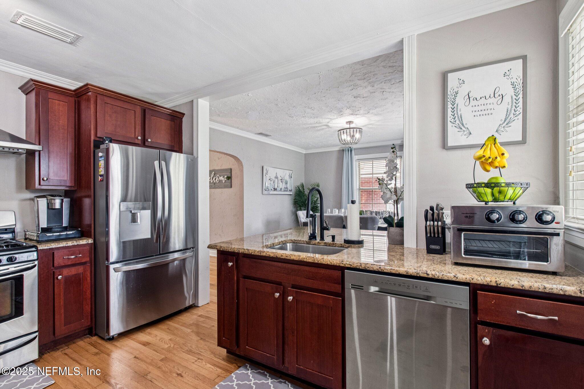 813 Old Hickory Road Jacksonville, FL 32207 - Photo 13 of 45 21-web-or-mls-Old Hickory Rd-S0907-021