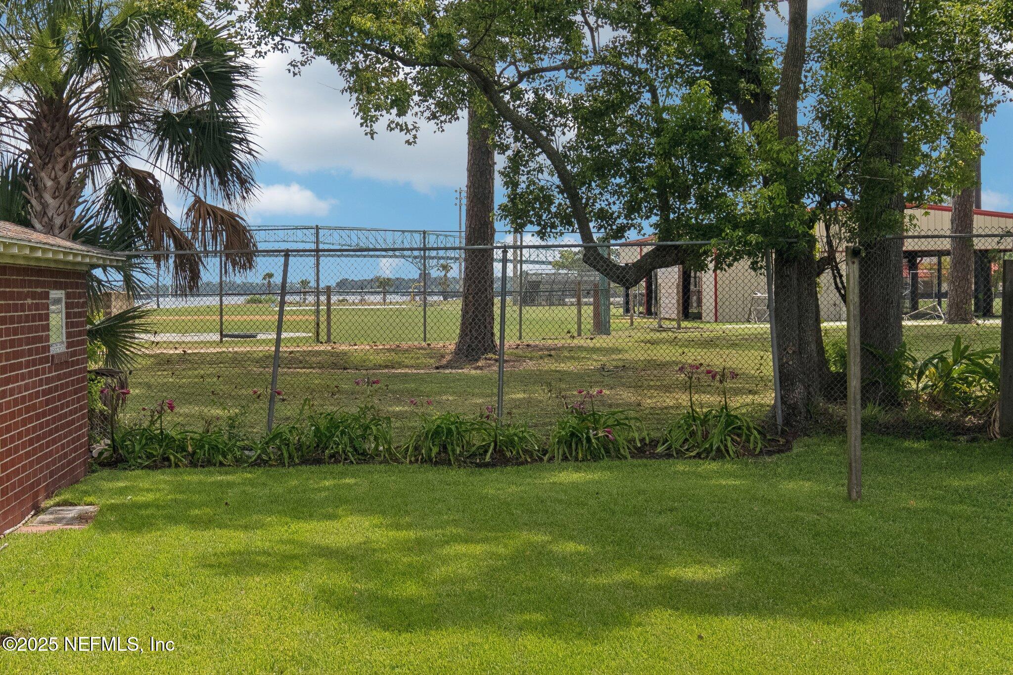 813 Old Hickory Road Jacksonville, FL 32207 - Photo 34 of 45 36-web-or-mls-Old Hickory Rd-S0907-036