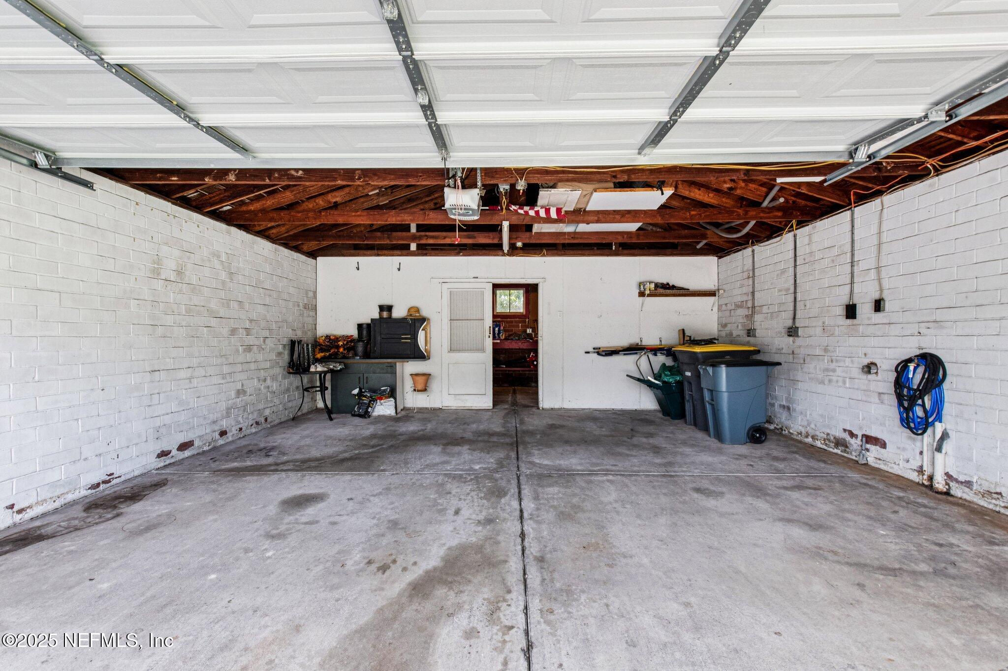 813 Old Hickory Road Jacksonville, FL 32207 - Photo 42 of 45 33-web-or-mls-Old Hickory Rd-S0907-033