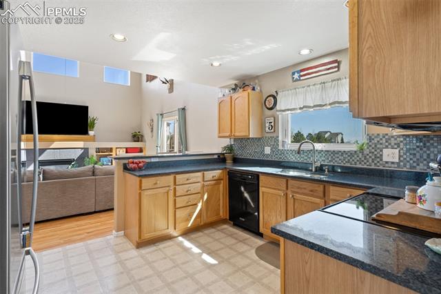 8135 Buschborn Road Peyton, CO 80831 - Photo 17 of 31