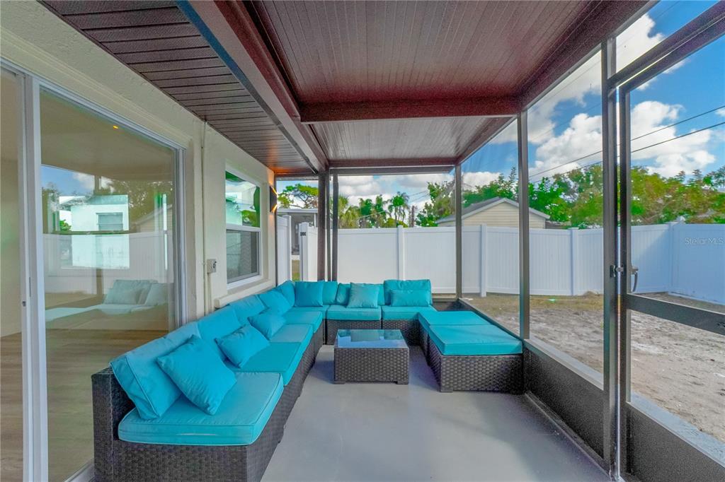 1461 Royal Road Venice, FL 34293 - Photo 41 of 68