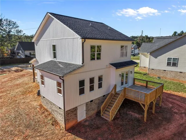 $375,000 | 513 Woods Drive, Randleman, NC 27317