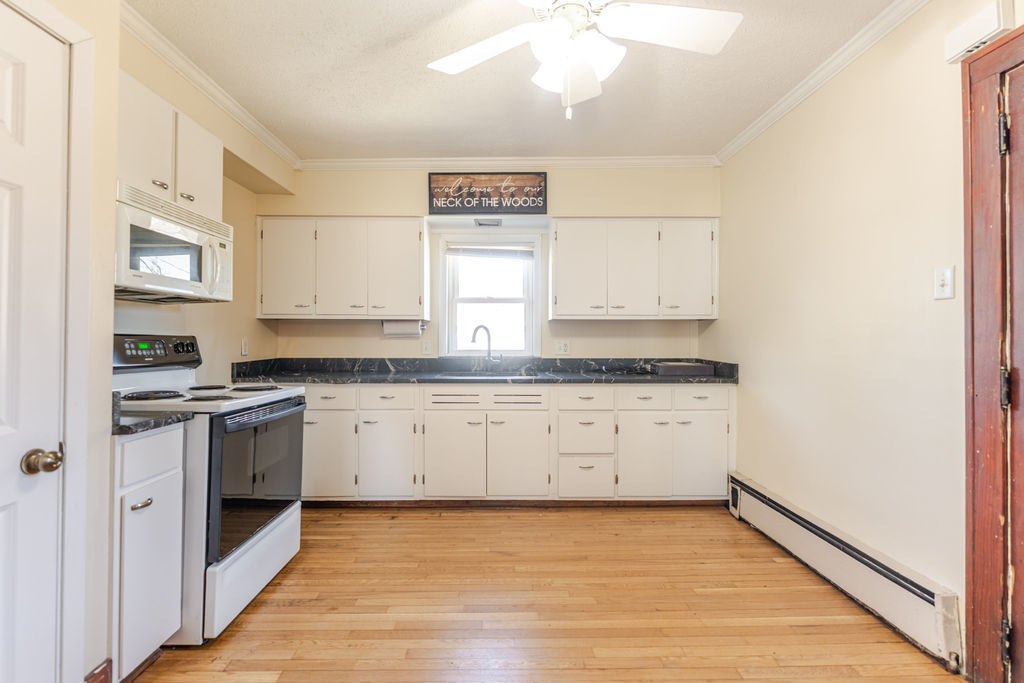 405 West High Street Sycamore, IL 60178 - Photo 15 of 46
