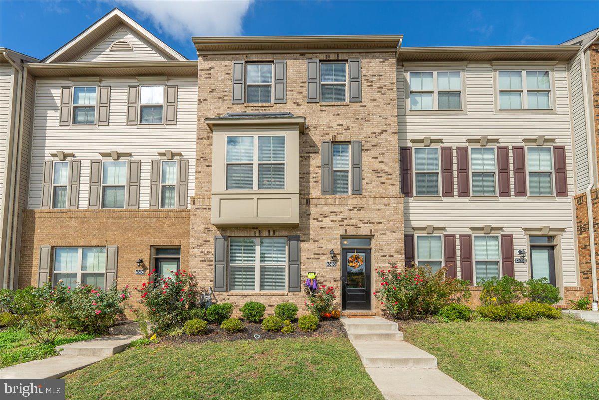 43468 Old Ryan Road Ashburn, VA 20148 - Photo 1 of 49 Gallery Image 1