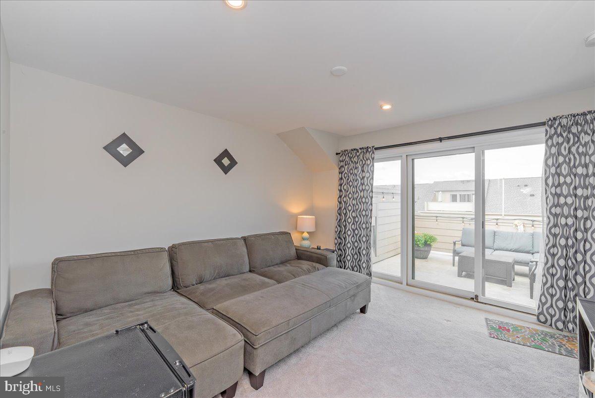 43468 Old Ryan Road Ashburn, VA 20148 - Photo 29 of 49 Gallery Image 29
