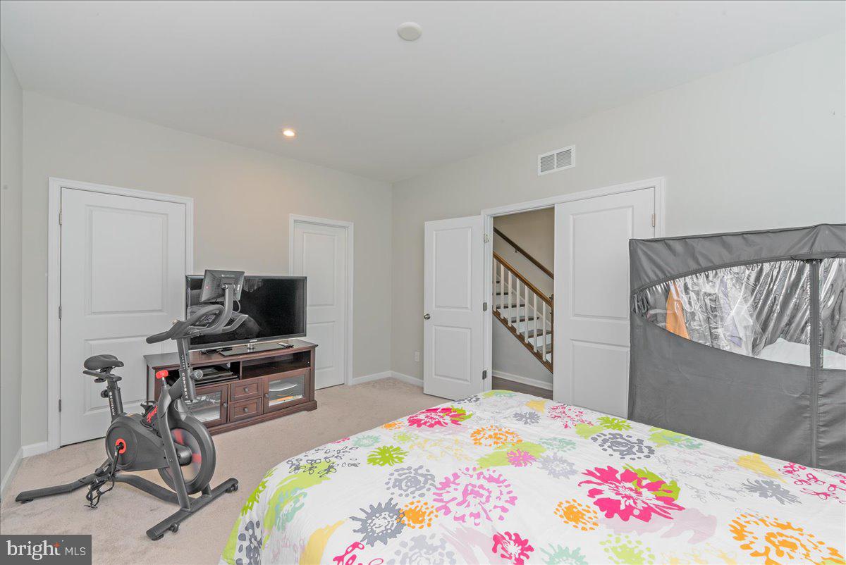 43468 Old Ryan Road Ashburn, VA 20148 - Photo 33 of 49 Gallery Image 33