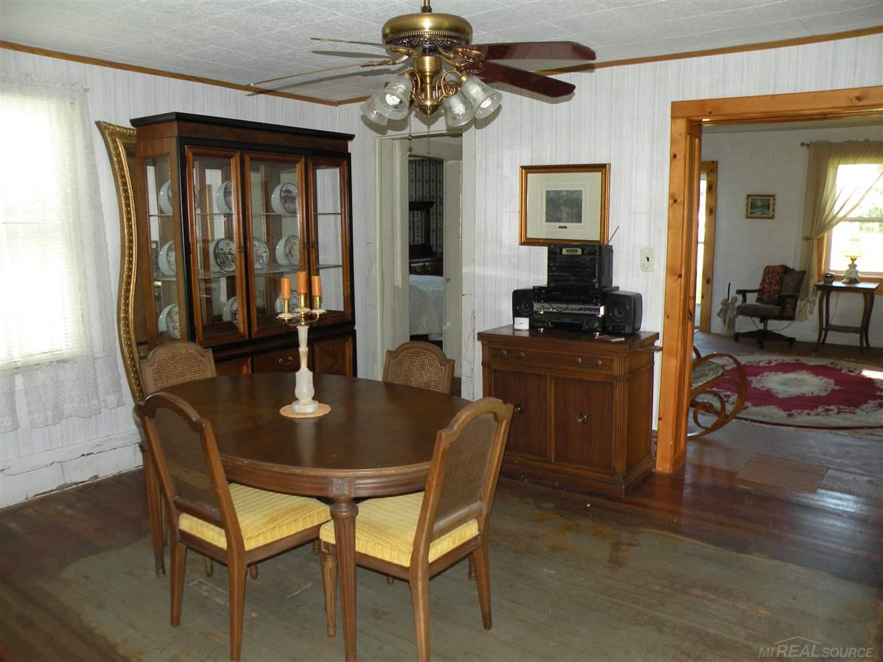 4220 Applegate Road Applegate, MI 48401 - Photo 8 of 14 31309730-7.JPG