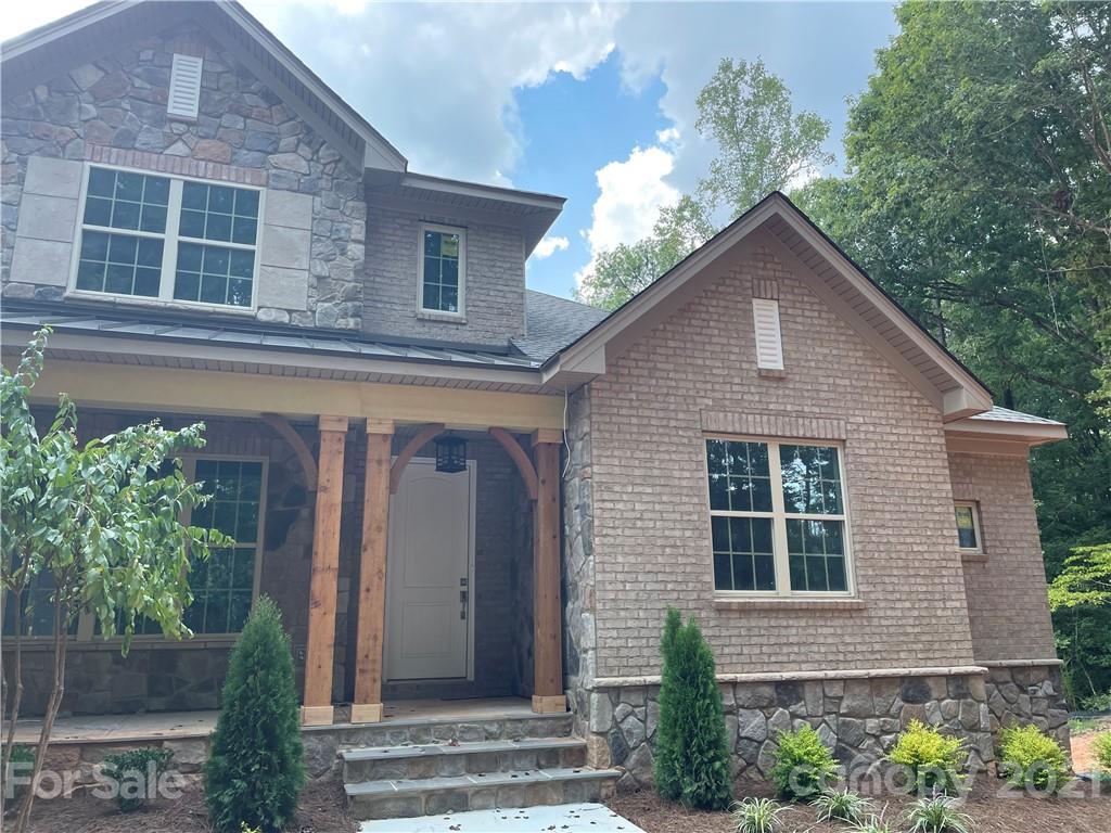 7112 Three Kings Road Fort Mill, SC 29715 - Photo 1 of 2 a front view of a house with a yard