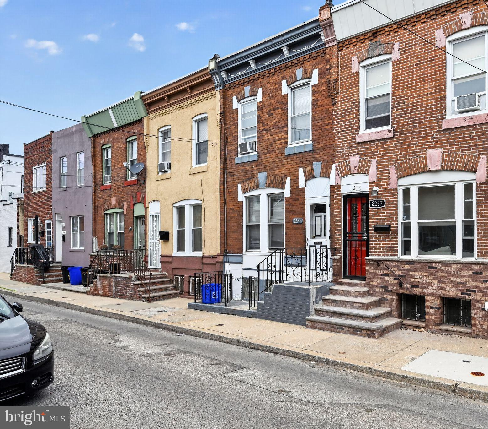 2237 McClellan Street Philadelphia, PA 19145 - Photo 3 of 29