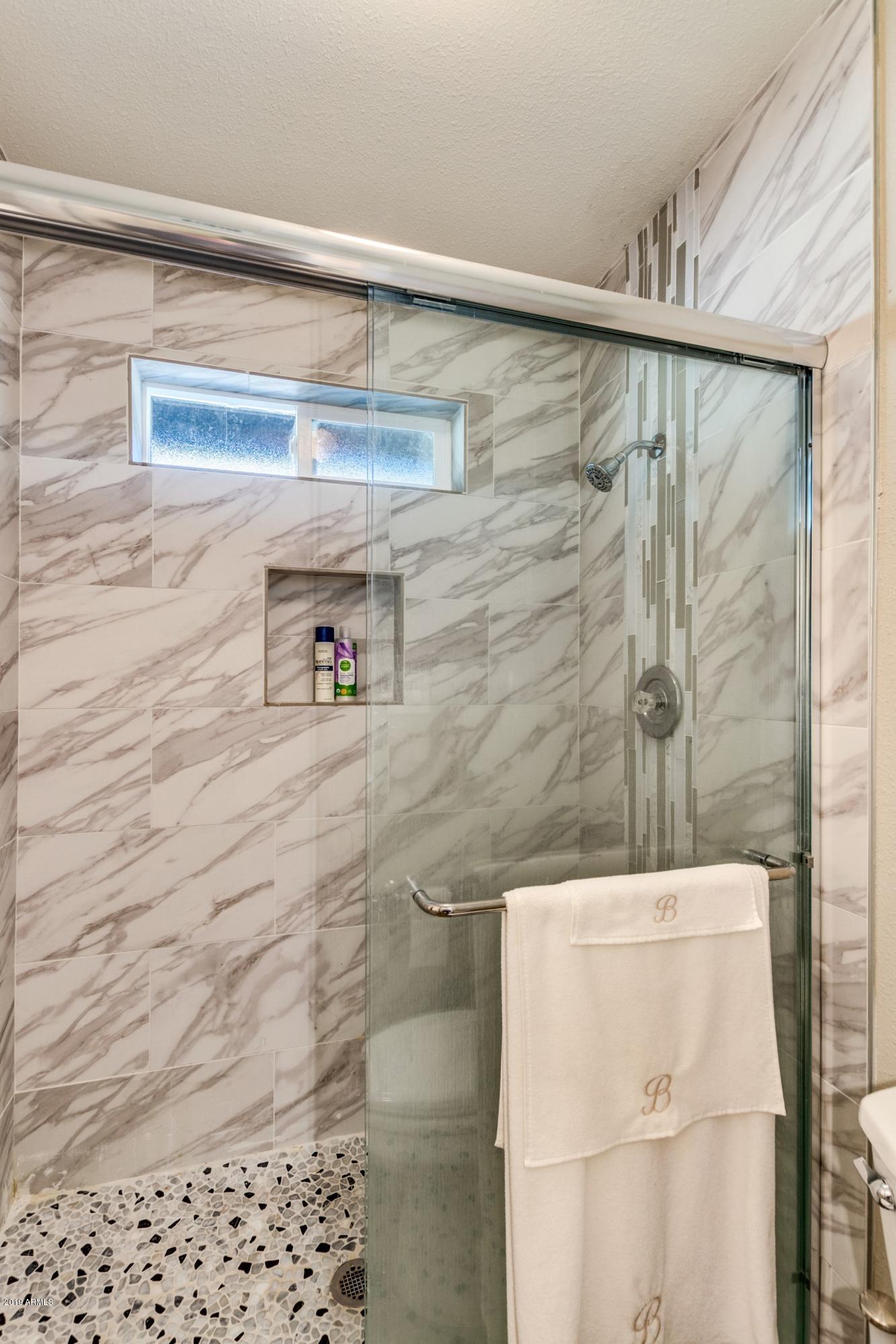 4438 East Grandview Road Phoenix, AZ 85032 - Photo 12 of 23 Gallery Image 12