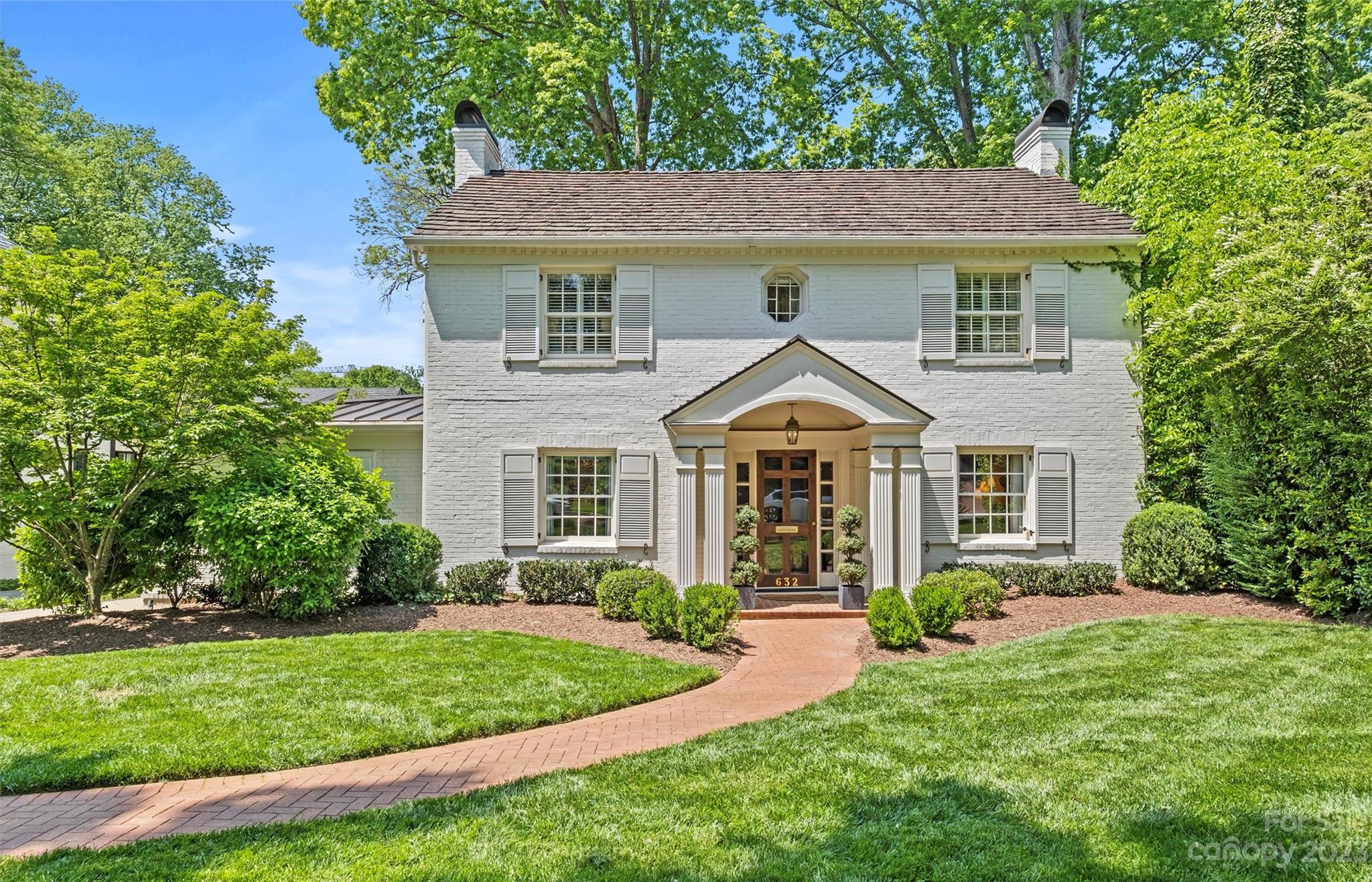 632 Cherokee Road Charlotte, NC 28207 - Photo 1 of 48 Gallery Image 1