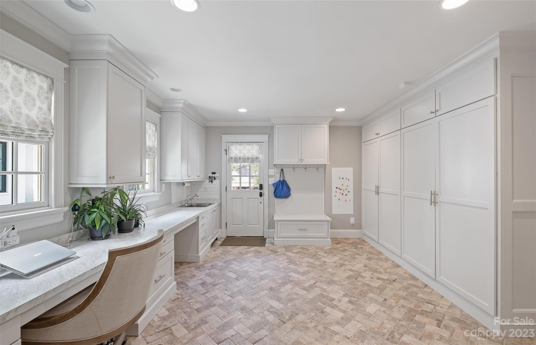 632 Cherokee Road Charlotte, NC 28207 - Photo 14 of 48 Gallery Image 14