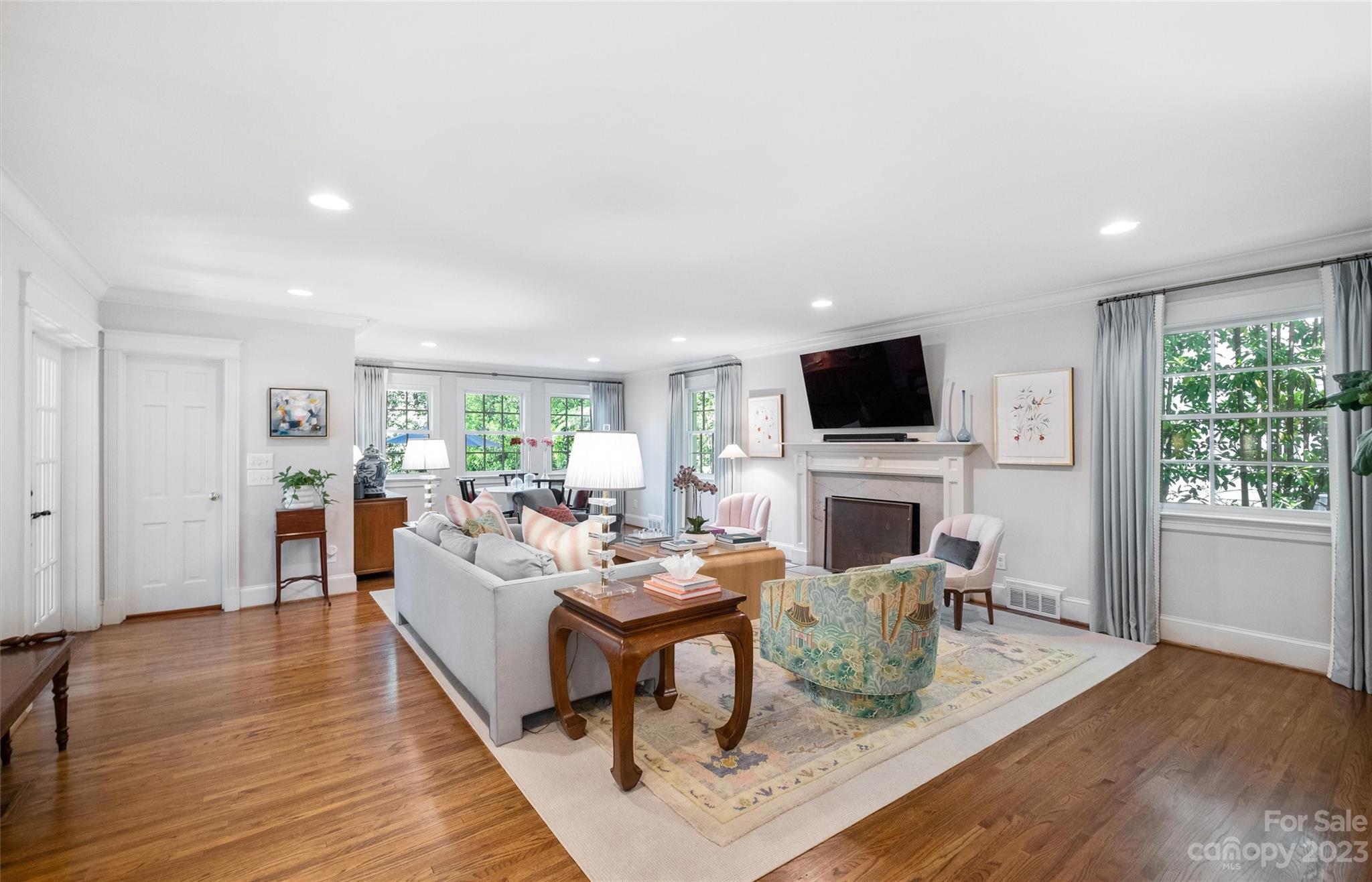 632 Cherokee Road Charlotte, NC 28207 - Photo 16 of 48 Gallery Image 16