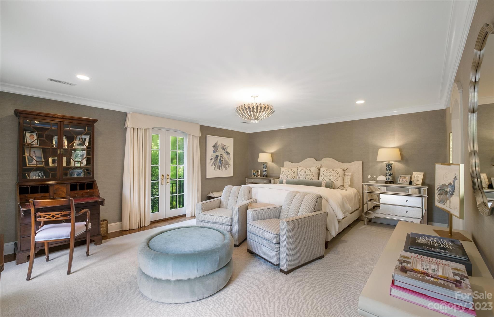 632 Cherokee Road Charlotte, NC 28207 - Photo 28 of 48 Gallery Image 28