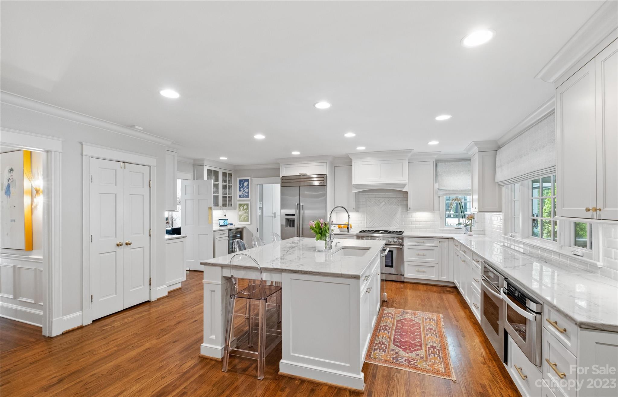 632 Cherokee Road Charlotte, NC 28207 - Photo 8 of 48 Gallery Image 8