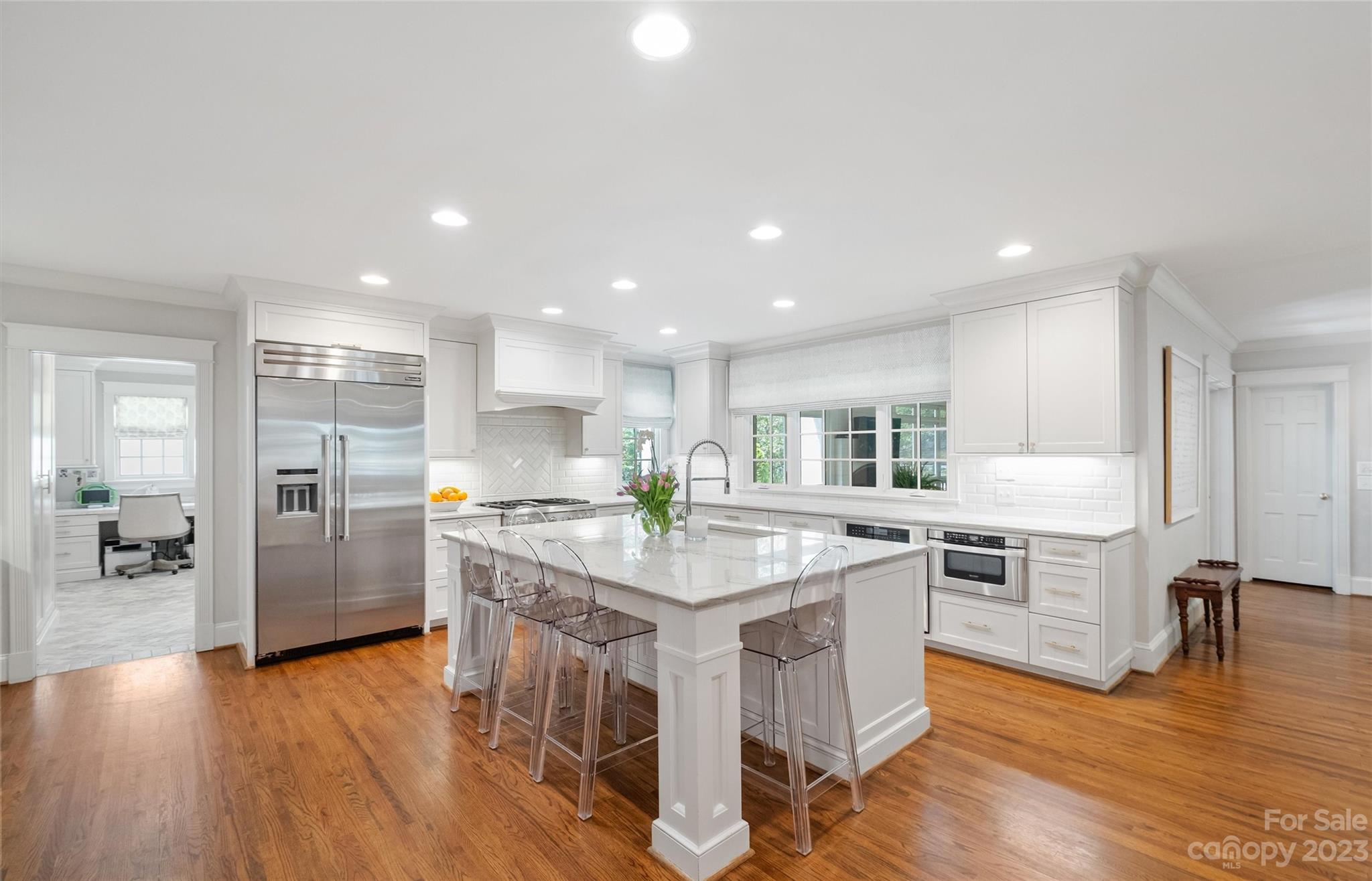 632 Cherokee Road Charlotte, NC 28207 - Photo 9 of 48 Gallery Image 9