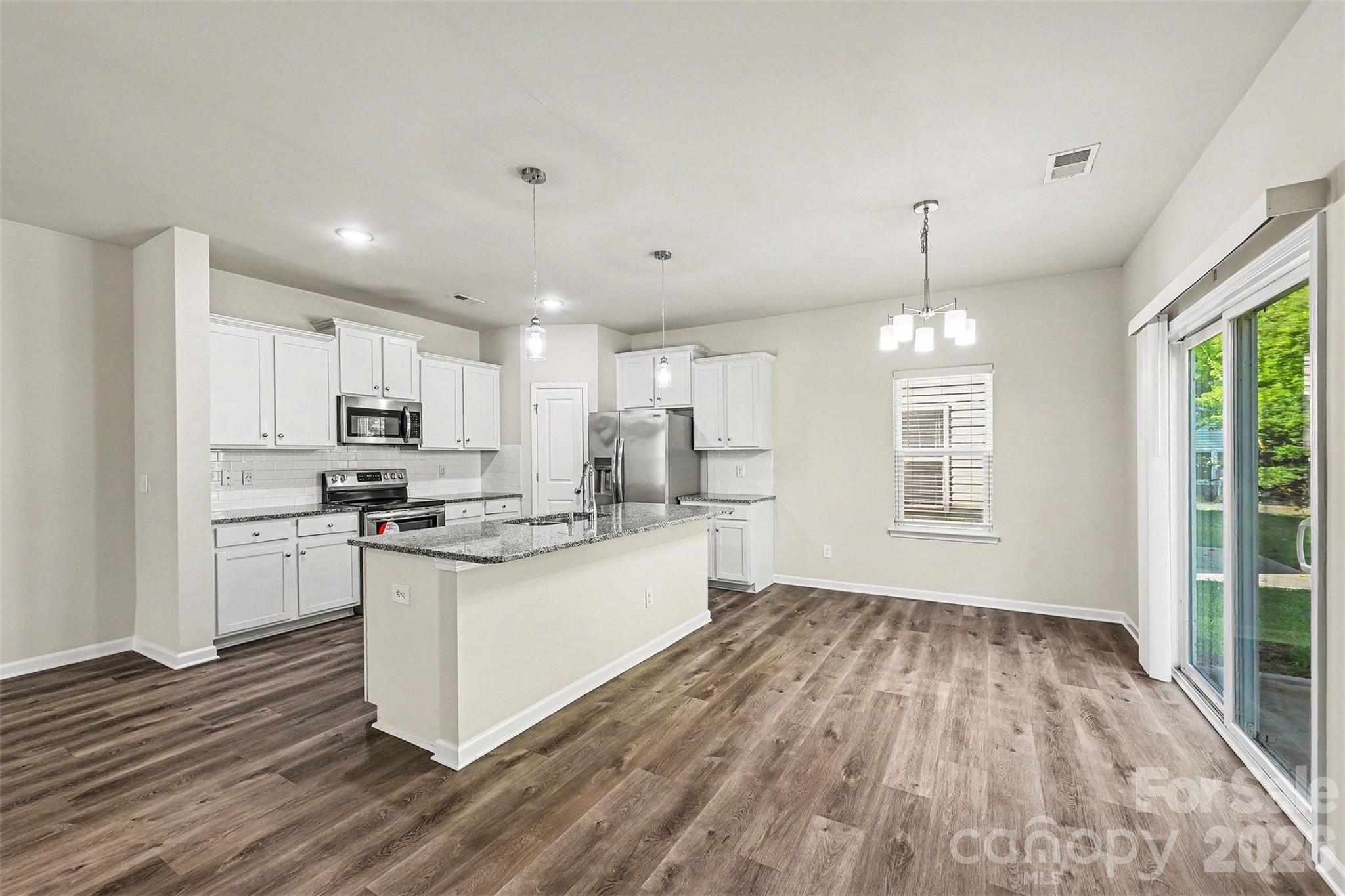 7323 Neal Road Charlotte, NC 28262 - Photo 5 of 17 Gallery Image 5